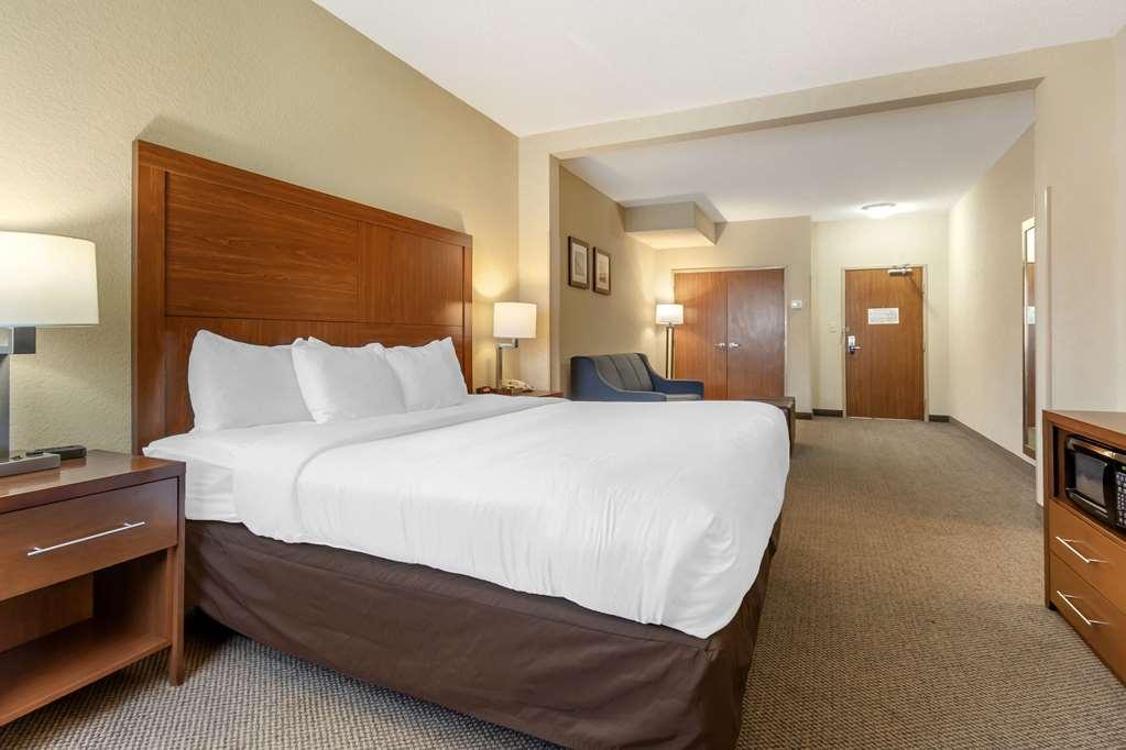 צ'רלסטון Comfort Inn & Suites Airport Convention Center חדר תמונה